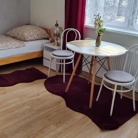 Goscinne Karina Alloggio in famiglia