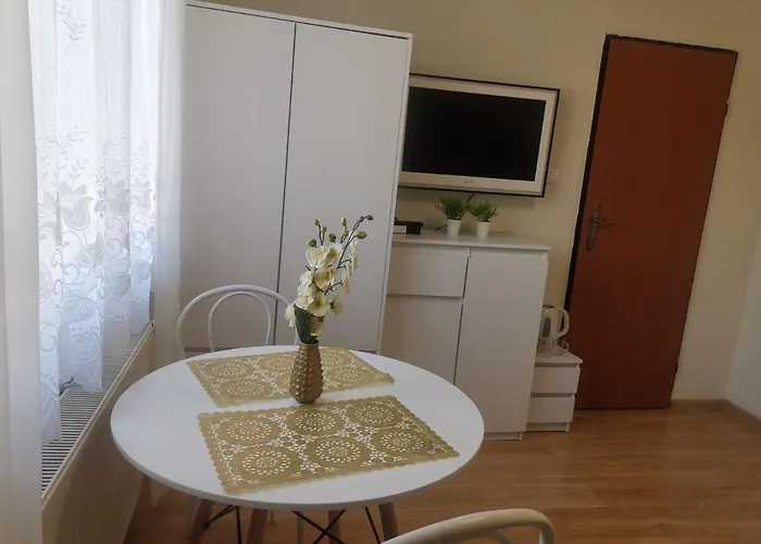 Goscinne Karina * Jelenia Góra